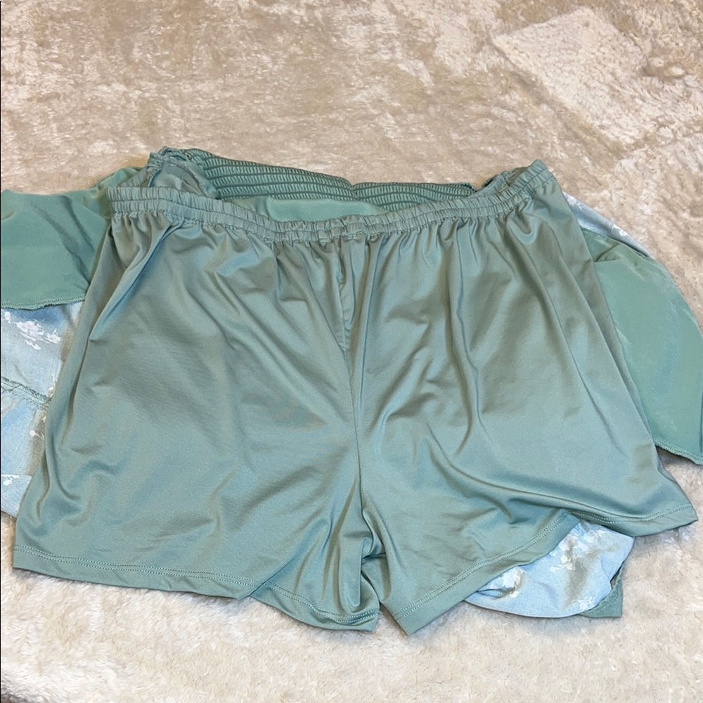 Hollister Green Tiered Skater Skirt Knee-Length Casual - Picture 9 of 9